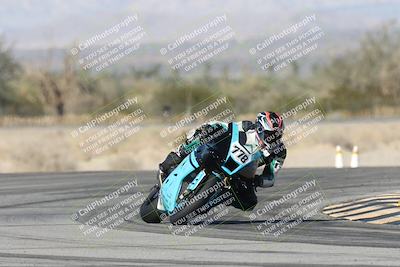 media/Dec-06-2025-CVMA (Sat) [[4a896cc04c]]/Race 4-Formula Middleweight/